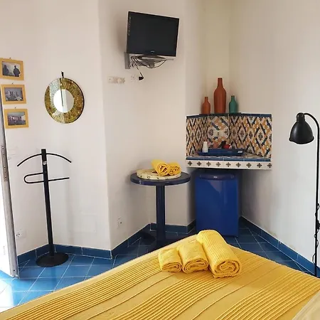 Agata Bed and Breakfast 3*