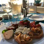 Alojamento de Acomodação e Pequeno-almoço Agata 3*